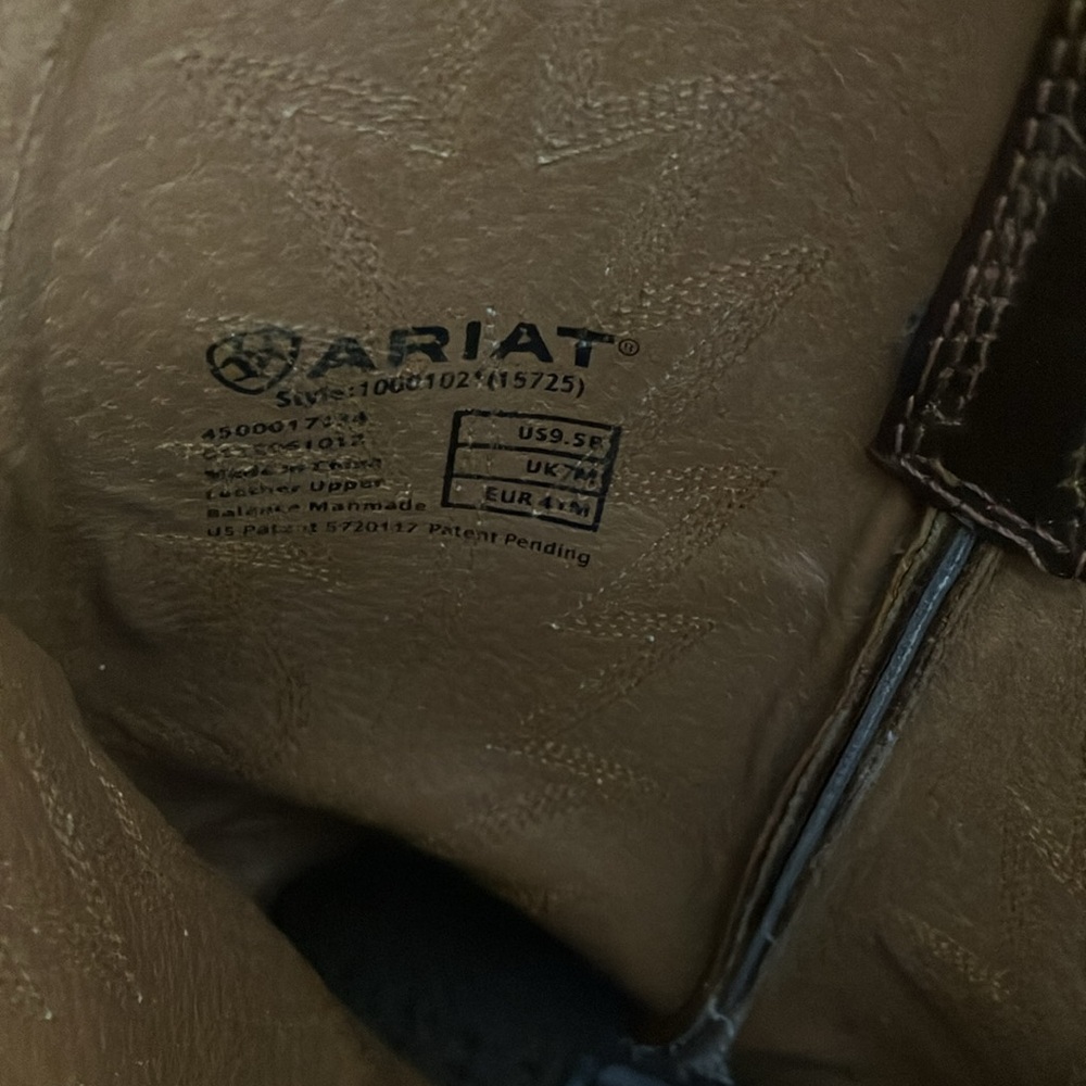 Ariat boots size 9.5 - Picture 2 of 4